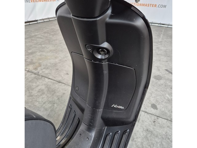 Scooter, piaggio, vespa - afbeelding 9 van  26