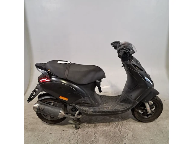 Scooter, piaggio, zip, 2023 - afbeelding 1 van  21