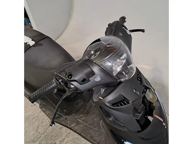 Scooter, piaggio, zip, 2023 - afbeelding 18 van  21