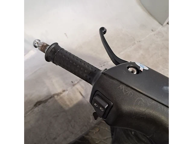 Scooter, piaggio, zip, 2023 - afbeelding 19 van  21