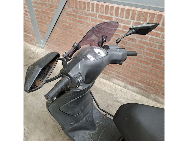 Scooter, piaggio, zip - afbeelding 19 van  37