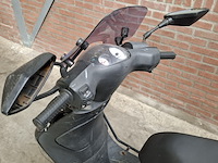 Scooter, piaggio, zip - afbeelding 19 van  37