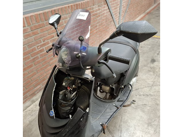 Scooter, piaggio, zip - afbeelding 20 van  37
