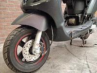 Scooter, piaggio, zip - afbeelding 22 van  37