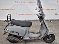 Scooter, senzo, rivalux - afbeelding 1 van  24