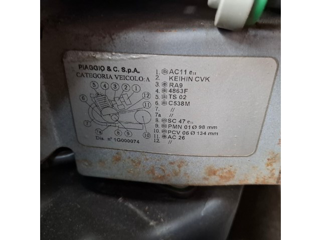 Scooter, vespa, snorscooter, sprint 4t, 2015 - afbeelding 21 van  34