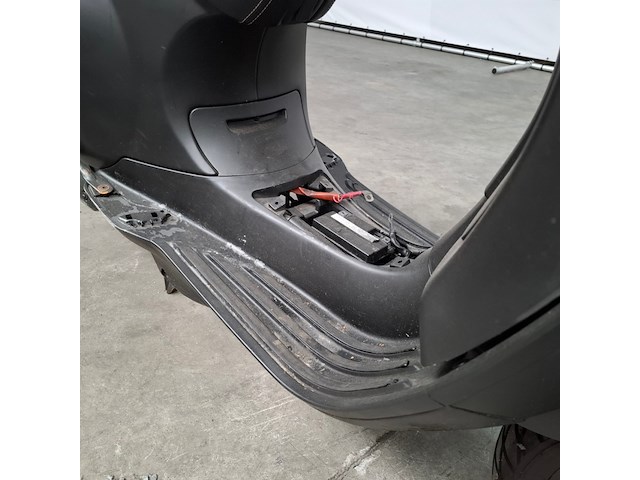 Scooter, vespa, snorscooter, sprint 4t, 2015 - afbeelding 34 van  34