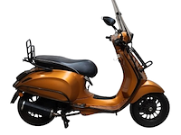 Scooters en bromfietsen