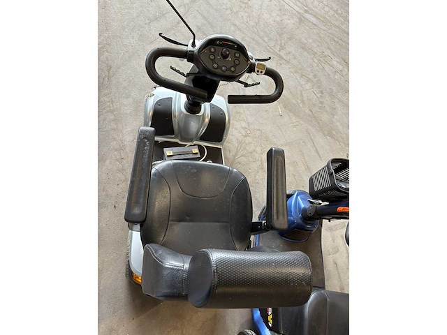 Scootmobiel (3x) - afbeelding 7 van  8