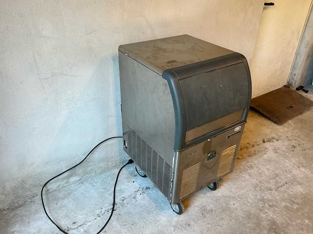 Scotsman ac86 ijsblokjesmachine - afbeelding 2 van  8