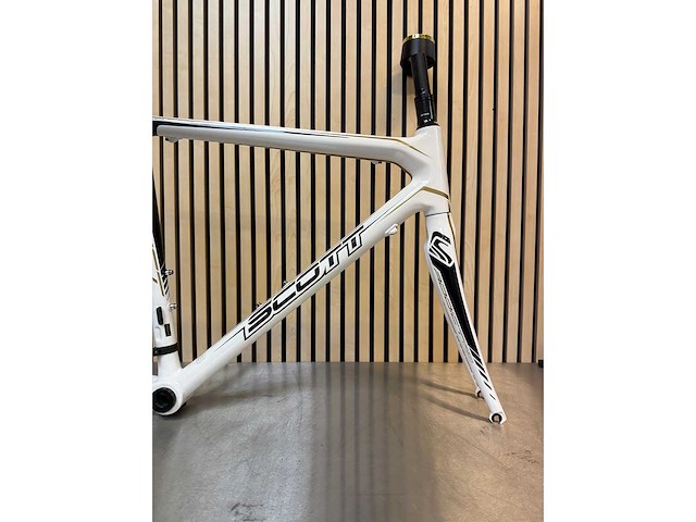 Scott - addict r3 - racefiets frame carbon l 56 cm - afbeelding 2 van  4