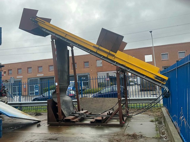 Screenbee lopende hydraulische transportband - afbeelding 1 van  4