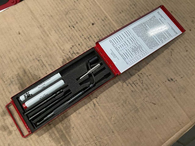 Screw thread insert tool kit - afbeelding 1 van  1