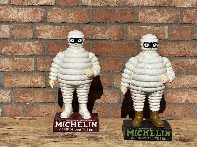Sculptuur (2x) - afbeelding 1 van  2