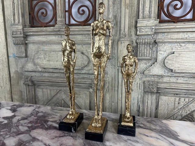 Sculptuur (3x) - afbeelding 2 van  2