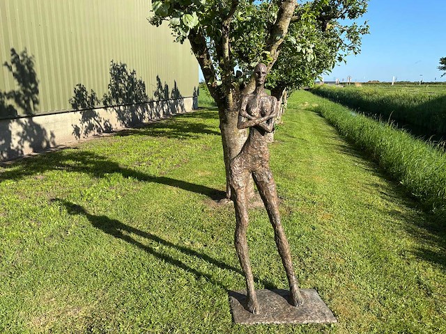 Sculptuur abstract 120 cm hoog - afbeelding 1 van  3