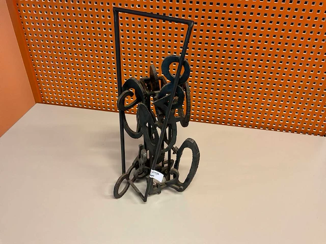 Sculptuur “ben oldenhof” - afbeelding 5 van  5