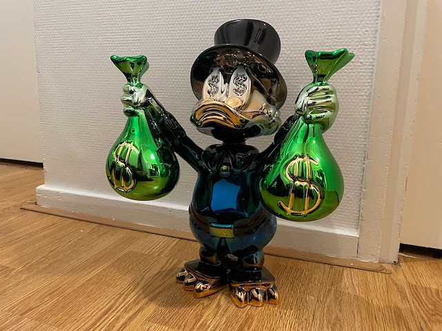 Sculptuur dagobert duck lior24 - afbeelding 1 van  8