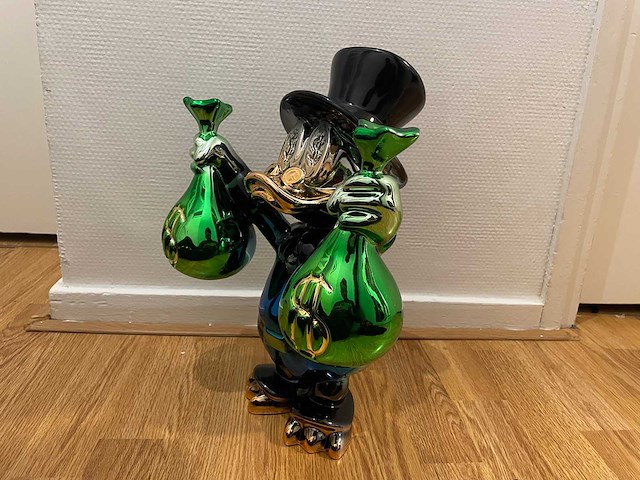 Sculptuur dagobert duck lior24 - afbeelding 6 van  8