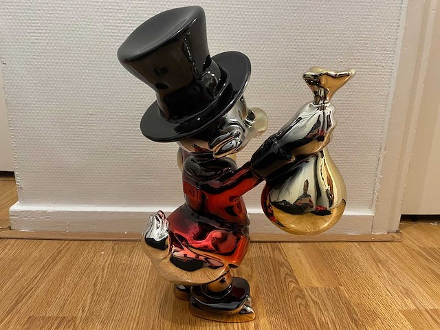 Sculptuur dagobert duck lior24 - afbeelding 9 van  9