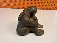 Sculptuur “jan kuiper- omarming ii” - afbeelding 4 van  7