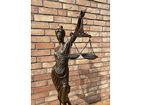 Sculptuur justicia - afbeelding 3 van  4