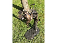 Sculptuur kikkers fontein - afbeelding 3 van  4