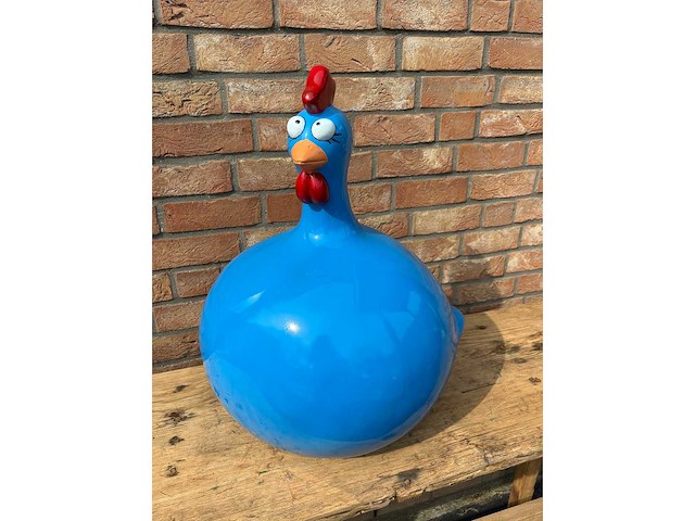 Sculptuur kip 60 cm hoog - afbeelding 2 van  2