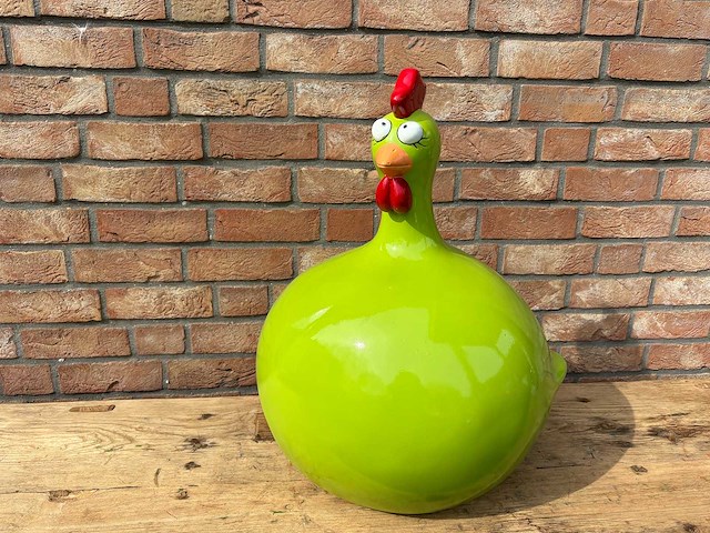 Sculptuur kip 60 cm hoog - afbeelding 1 van  2