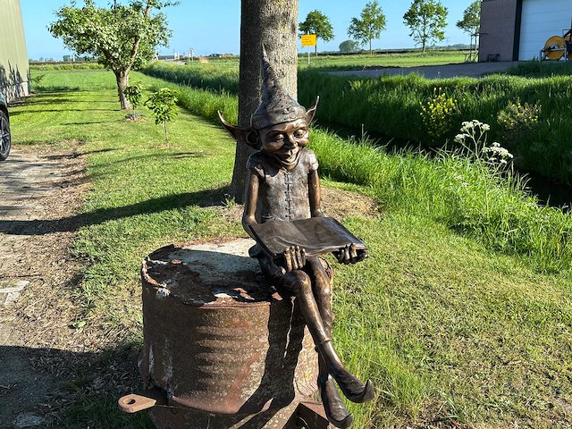 Sculptuur laaf brons 94 cm hoog - afbeelding 1 van  3