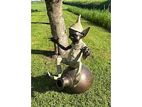 Sculptuur laaf fontein - afbeelding 3 van  3