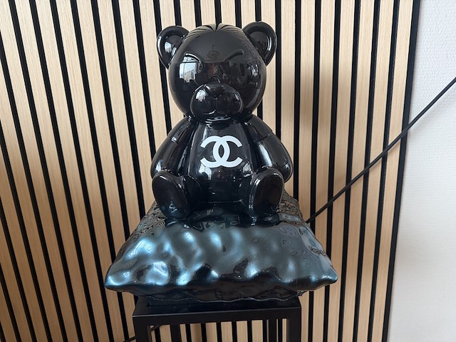 Sculptuur, lior24, chanel beer, zwart - afbeelding 3 van  5