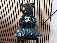 Sculptuur, lior24, chanel beer, zwart - afbeelding 3 van  5