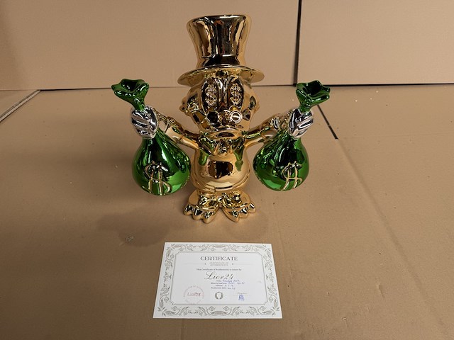 Sculptuur, lior24, dagobert duck, groen goud - afbeelding 2 van  6
