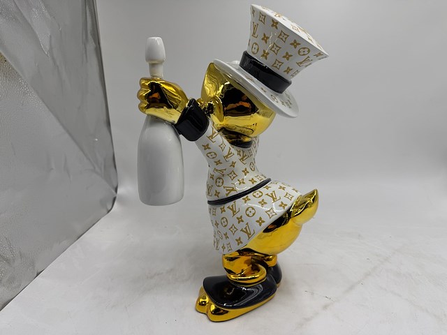 Sculptuur, lior24, dagobert duck moët - afbeelding 6 van  8