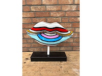 Sculptuur lippen met marmervoet - afbeelding 2 van  2
