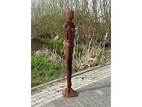 Sculptuur love 160 cm hoog - afbeelding 2 van  3
