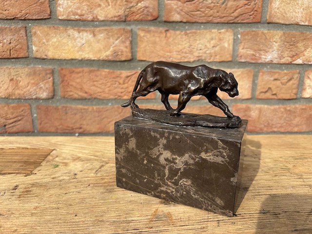 Sculptuur luipaard - afbeelding 1 van  2