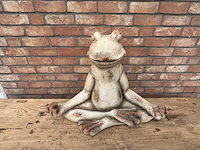 Sculptuur mediterend - afbeelding 1 van  2