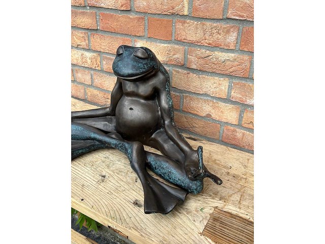 Sculptuur mediterende kikker - afbeelding 3 van  3