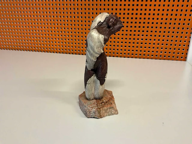 Sculptuur “pierre cerviotti- apparence i” - afbeelding 1 van  8