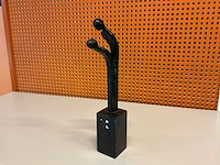 Sculptuur “sjoukje ultzen- bronsfiguur nr.42”
