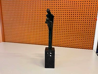 Sculptuur “sjoukje ultzen- bronsfiguur nr.42” - afbeelding 5 van  7