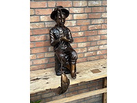 Sculptuur vissende man met engel - afbeelding 1 van  4