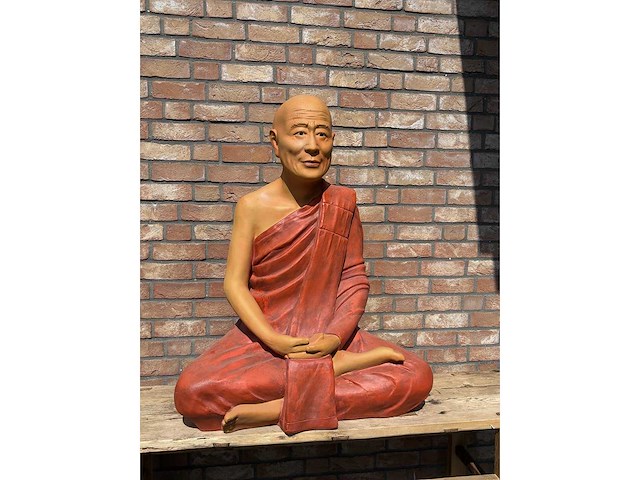 Sculptuur zittende monnik - afbeelding 3 van  3