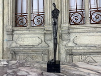 Sculptuur - afbeelding 1 van  2