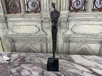 Sculptuur - afbeelding 2 van  2