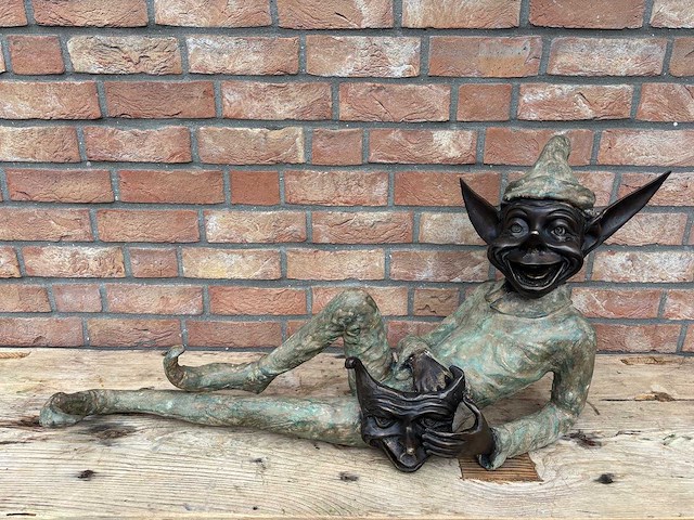 Sculptuur - afbeelding 1 van  4