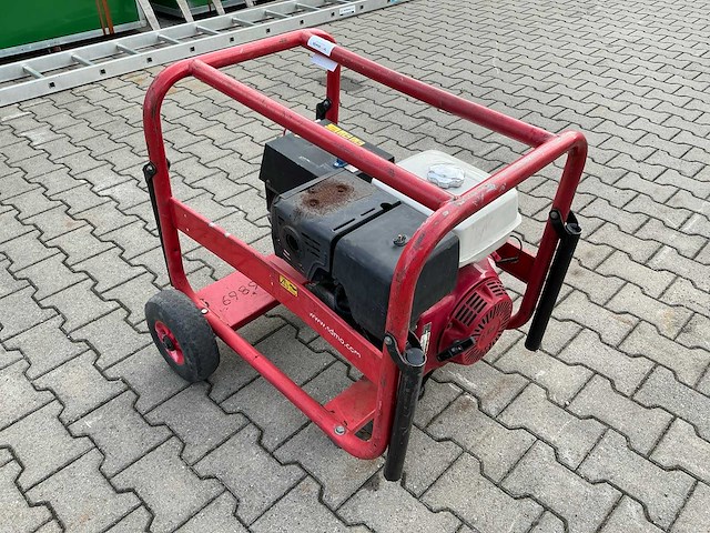 Sdmo 7500 t-2 stroomgenerator - afbeelding 3 van  6