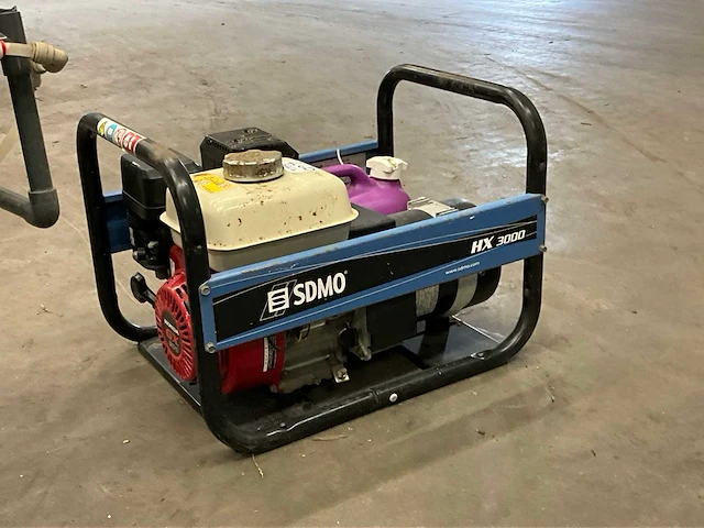 Sdmo hx 3000 noodstroom aggregaat - afbeelding 2 van  6